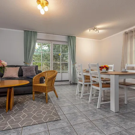 בית נופש Reihenendhaus Polar *